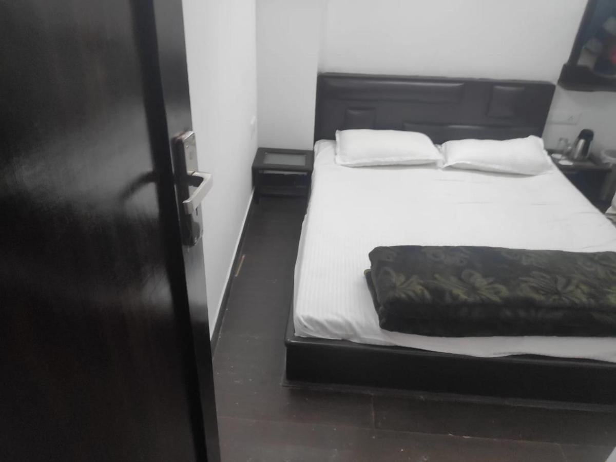 Exotic Naturals Guest House Shimla Buitenkant foto